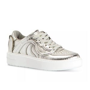 Stella McCartney 🎁Women’s S-Wave silver/polar lace up sneaker $830 retail